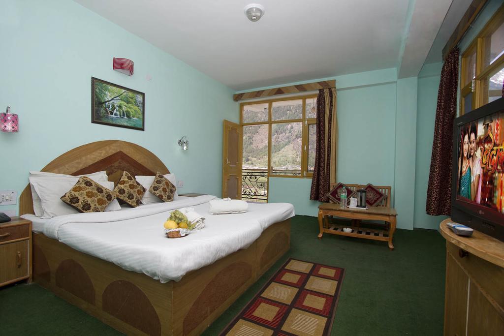 Hotel Ocean Inn Manāli Habitación foto